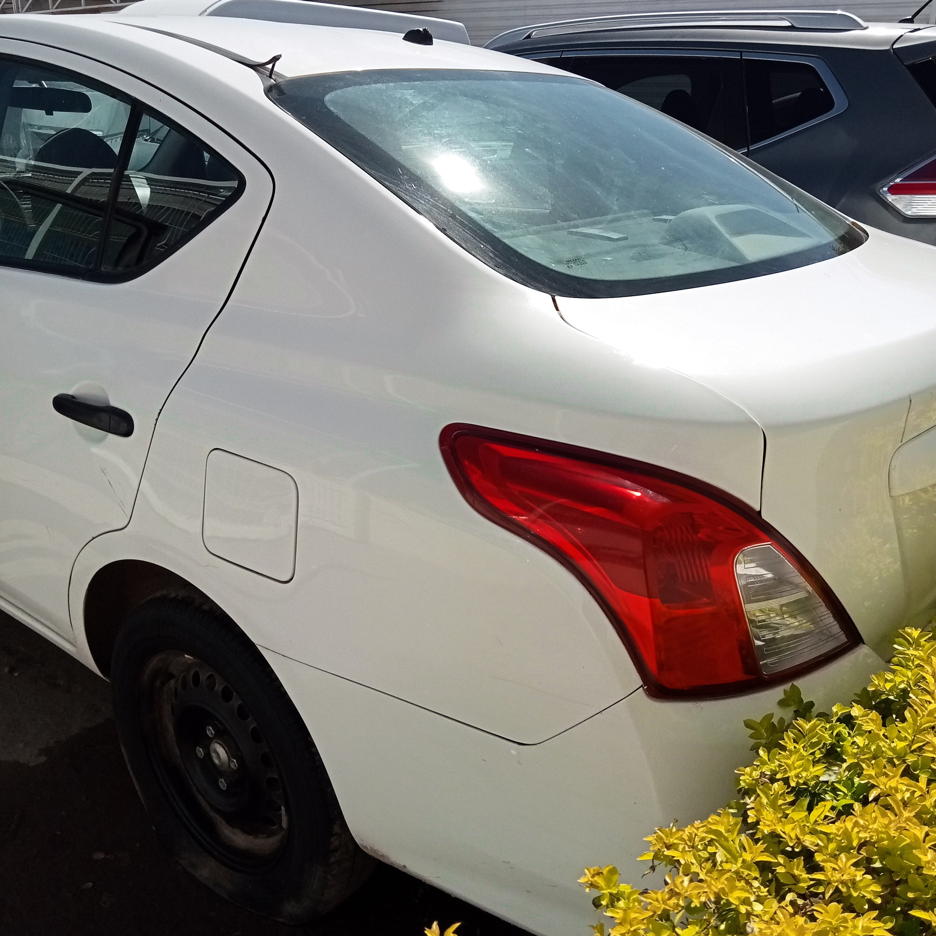 2019 Nissan USADOS VERSA DRIVE TM