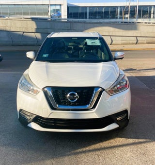 2019 Nissan USADOS KICKS EXCLUSIVE CVT A/C NEGRO